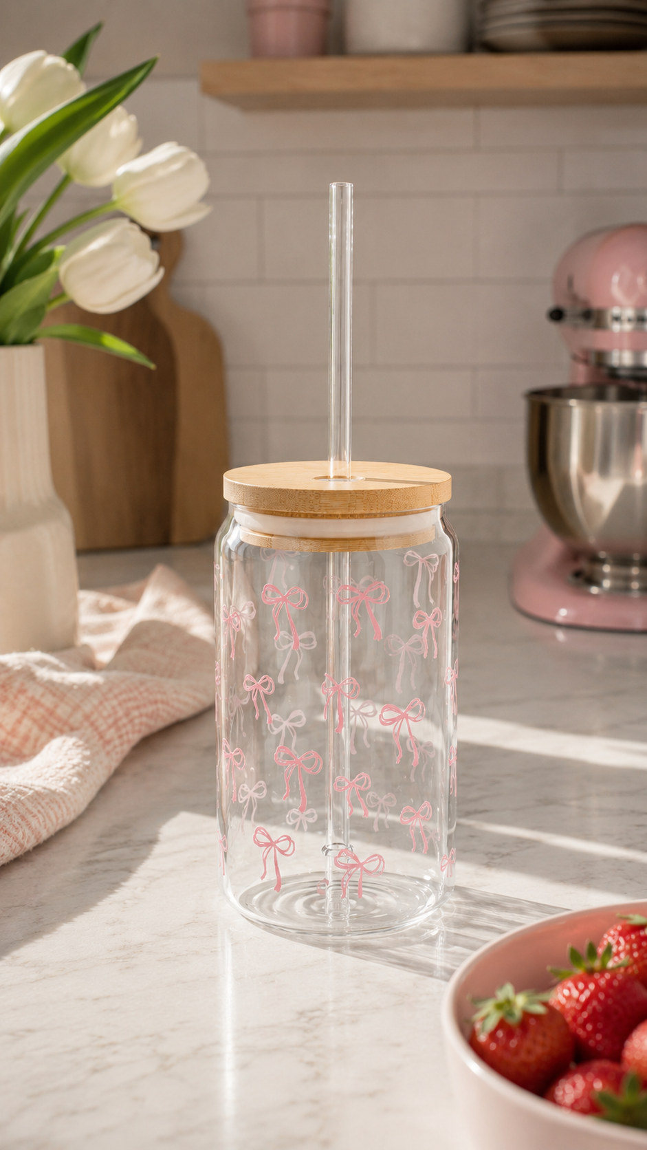 Glass kopp med rosa sløyfe design
